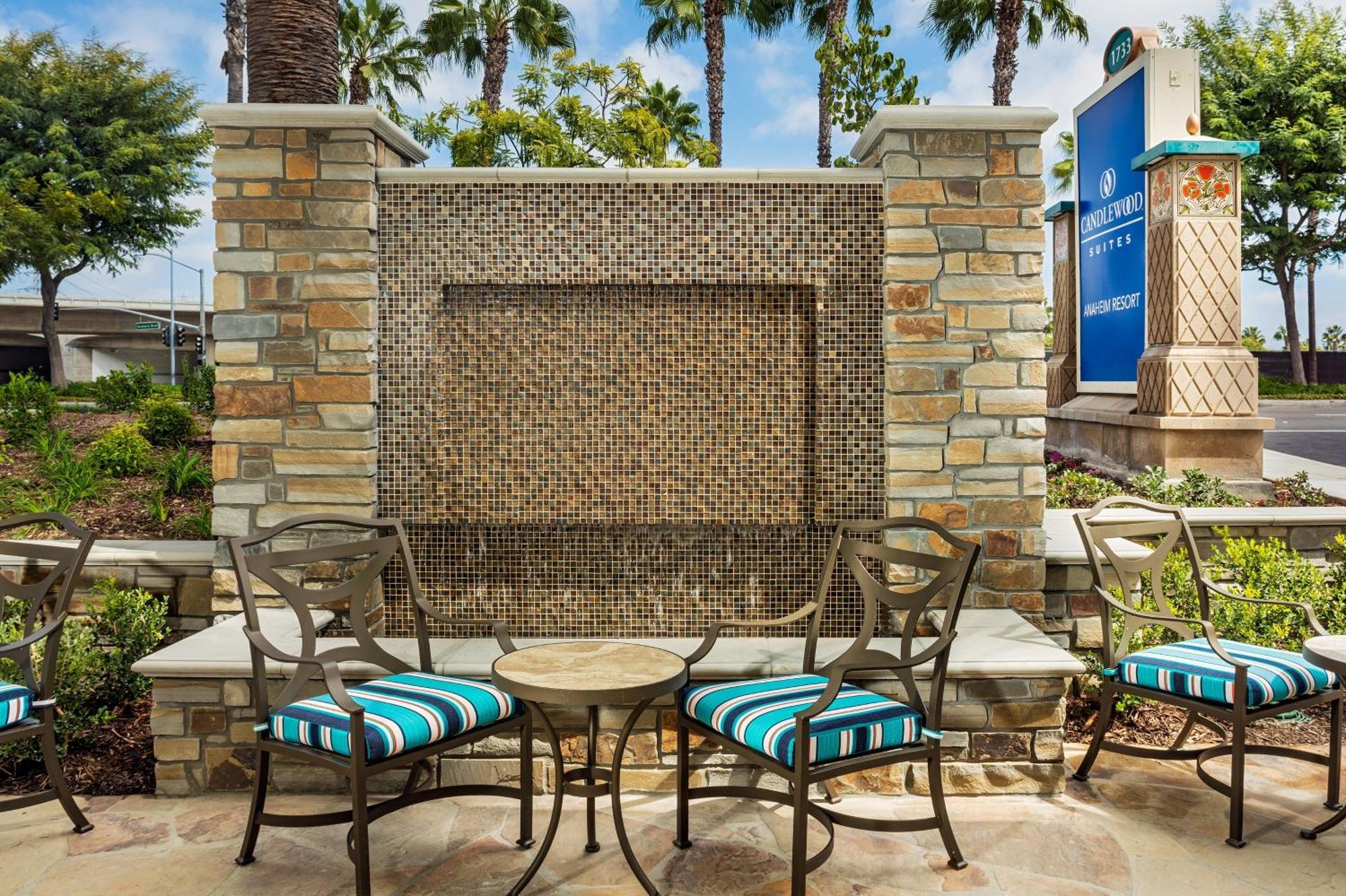 Candlewood Suites Anaheim - Resort Area By Ihg מראה חיצוני תמונה