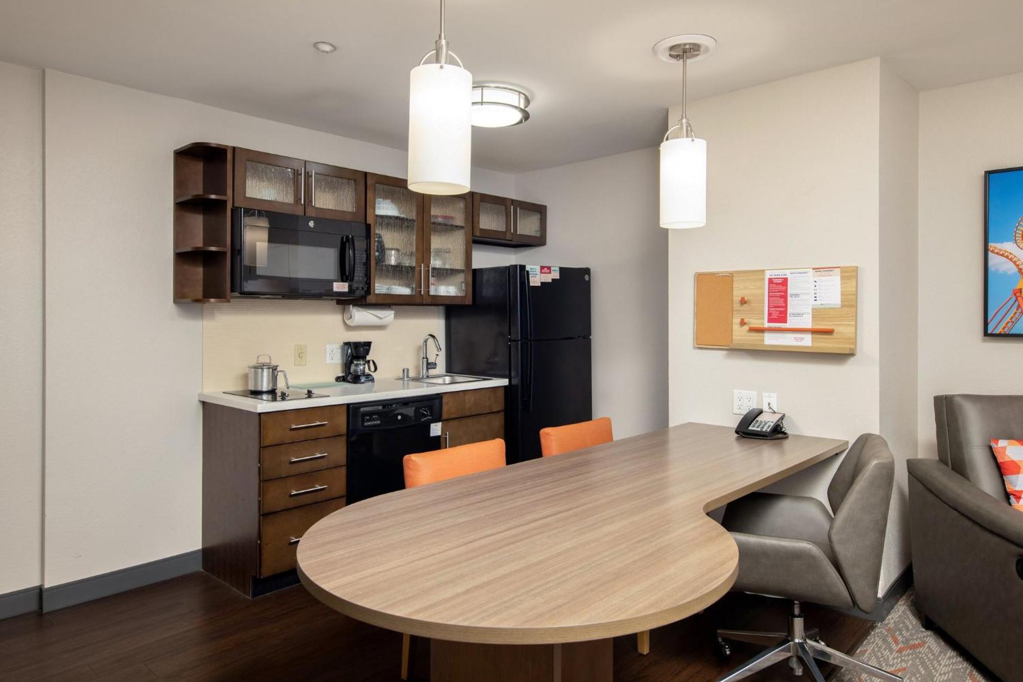 Candlewood Suites Anaheim - Resort Area By Ihg מראה חיצוני תמונה