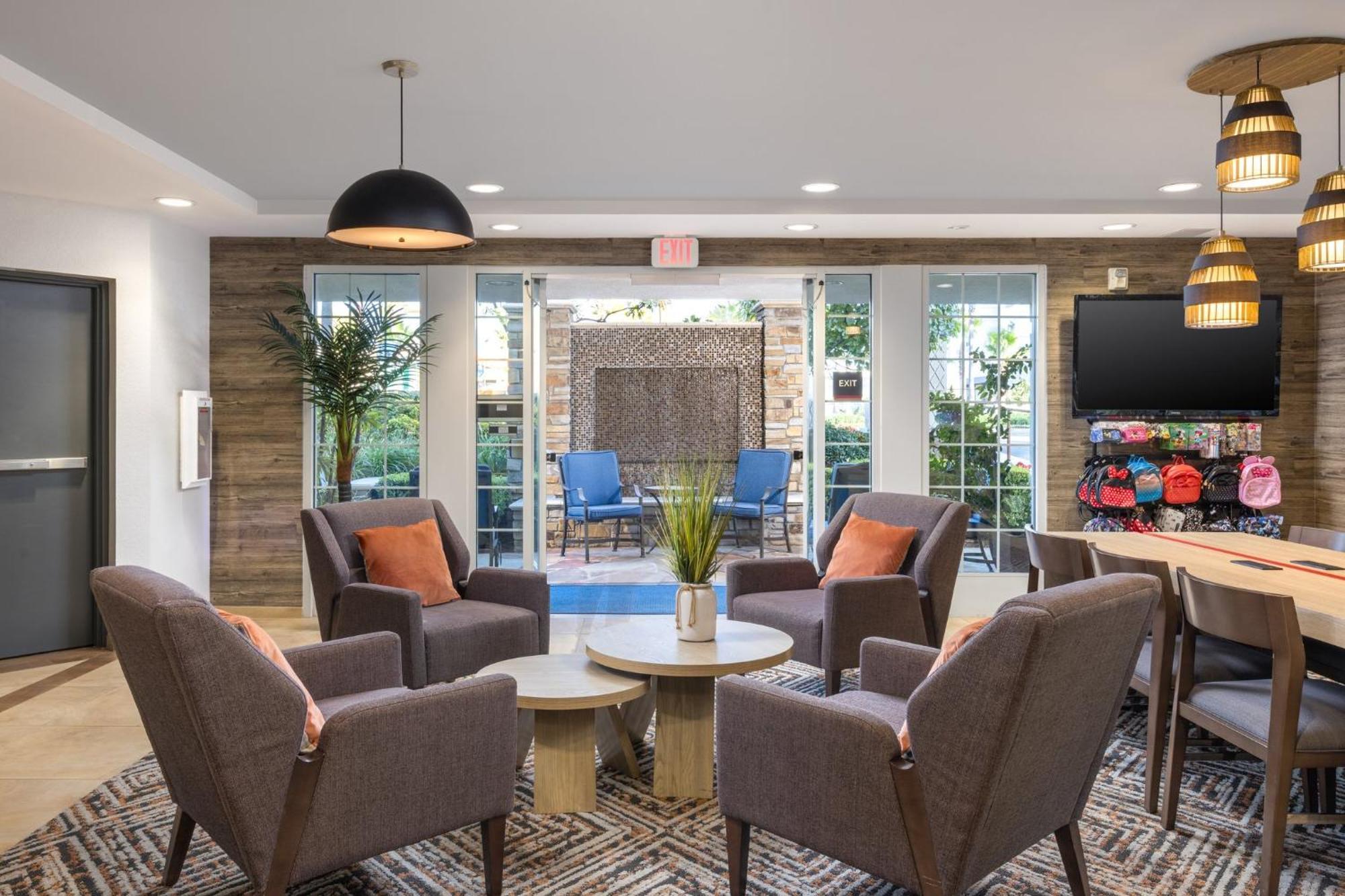 Candlewood Suites Anaheim - Resort Area By Ihg מראה חיצוני תמונה