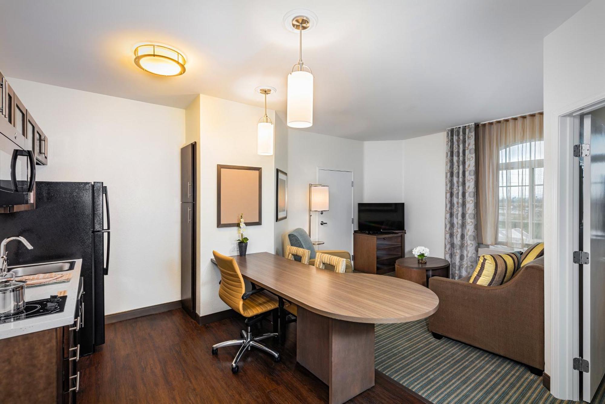 Candlewood Suites Anaheim - Resort Area By Ihg מראה חיצוני תמונה