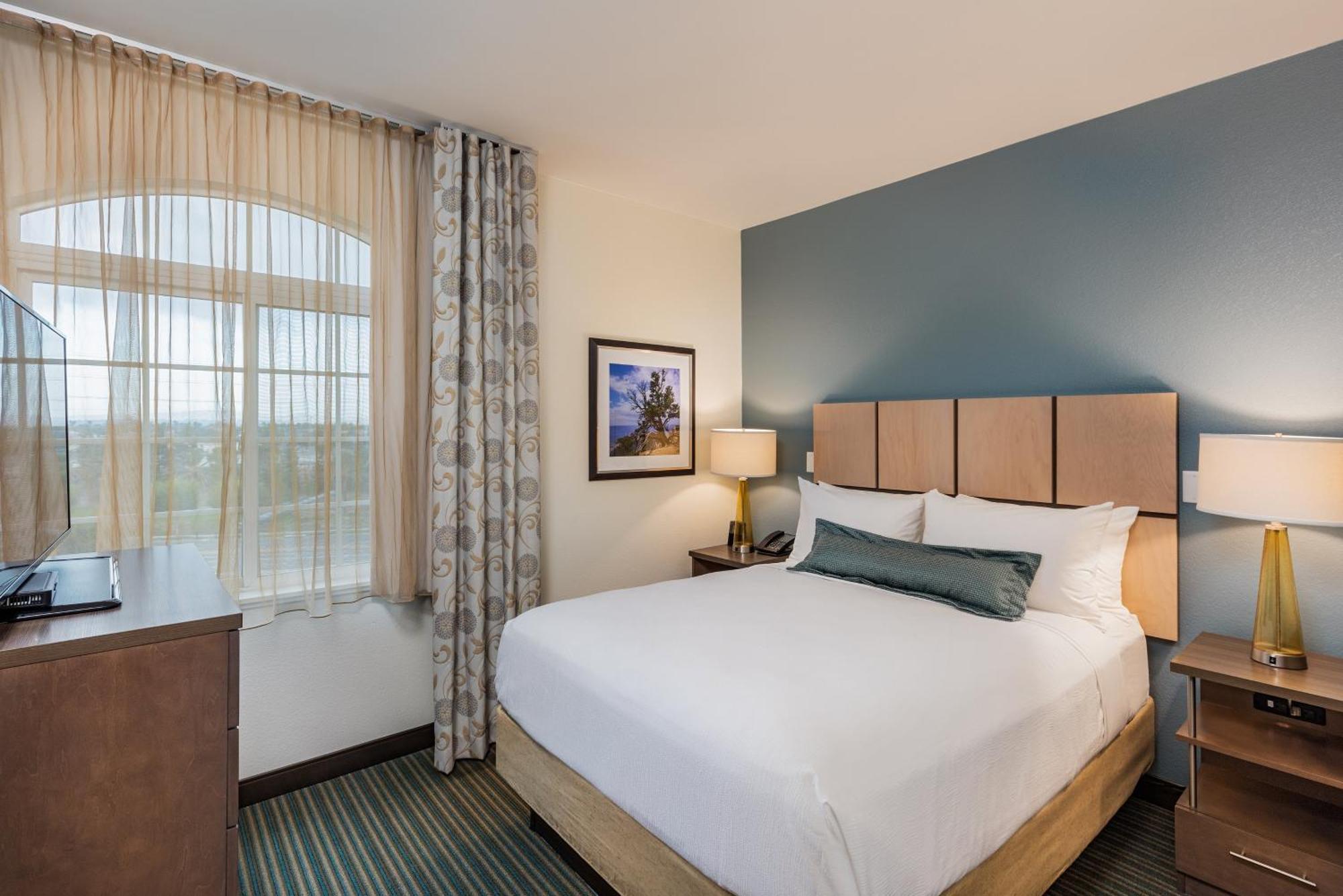 Candlewood Suites Anaheim - Resort Area By Ihg מראה חיצוני תמונה